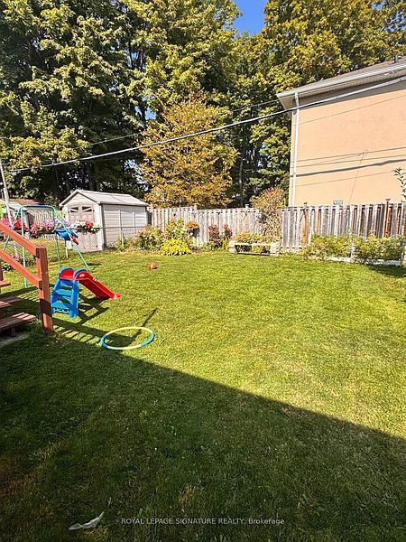 Toronto House for rent - 3 Bedrooms — photo 14