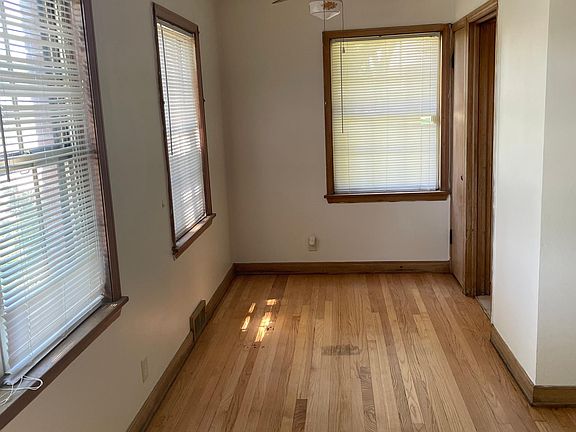 5th image of 3016 W Sheridan Ave #2