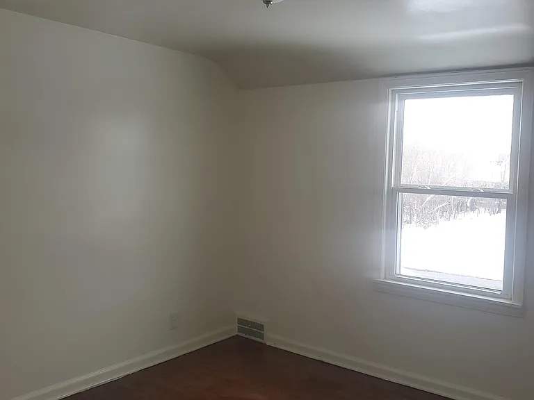 14481 Maddelein St — Photo 8