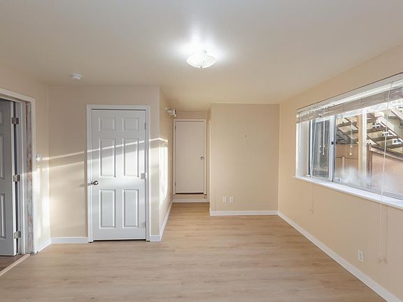 5th image of 331 Courtland Dr