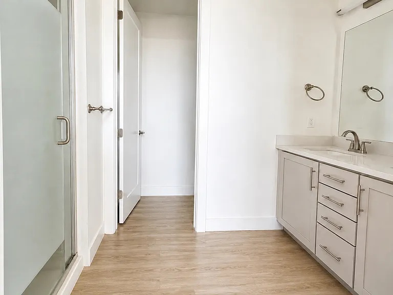 411 Toyama Dr — Photo 19