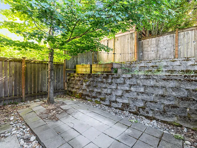 7552 12th Ave NE #A — Photo 29