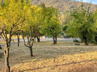 7015 Rogue River Hwy, Grants Pass, OR 97527
