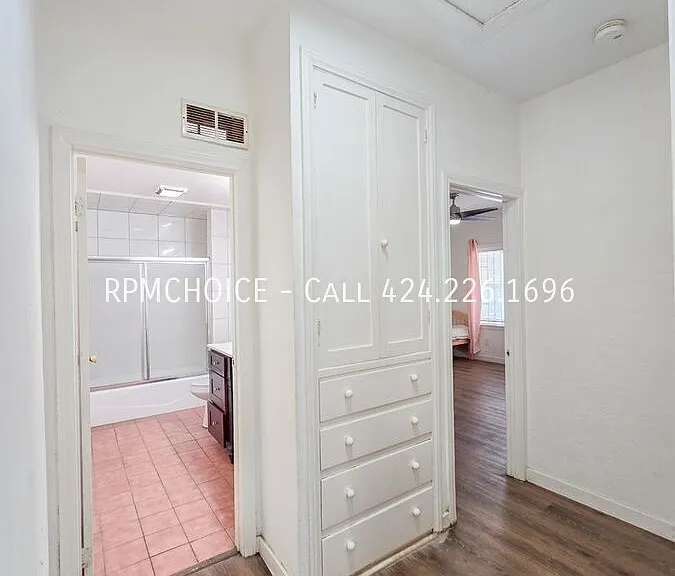 532 S Flower St #1 — Photo 12