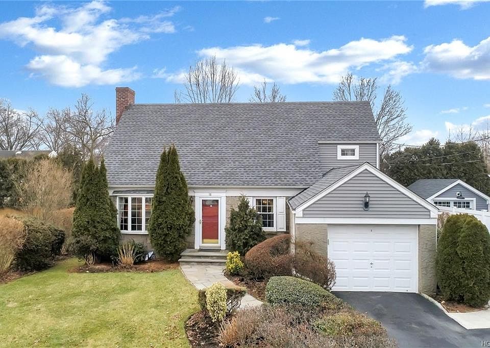 1st image of 18 Myrtle Pl