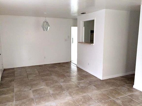 3rd image of 5316 E 18th Ave