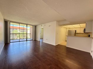 3006 Caring Way APT 427, Port Charlotte, FL 33952