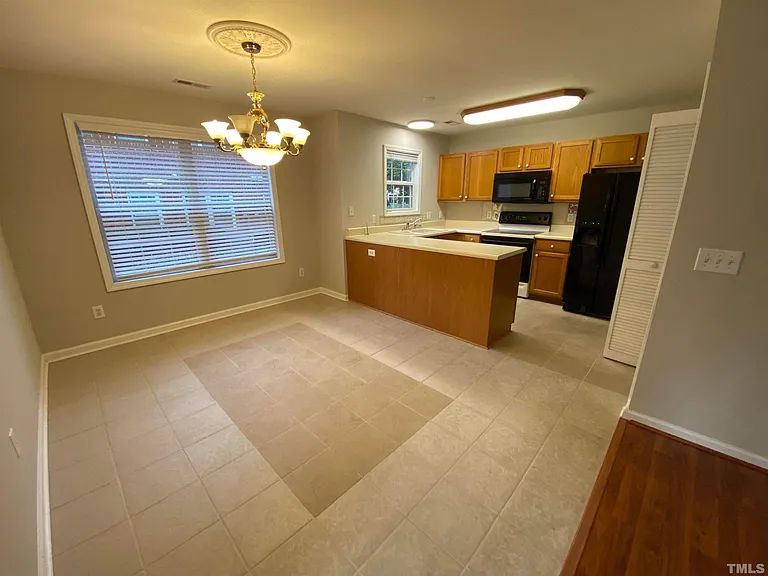 2413 Wellington Ridge Loop #2413 — Photo 9