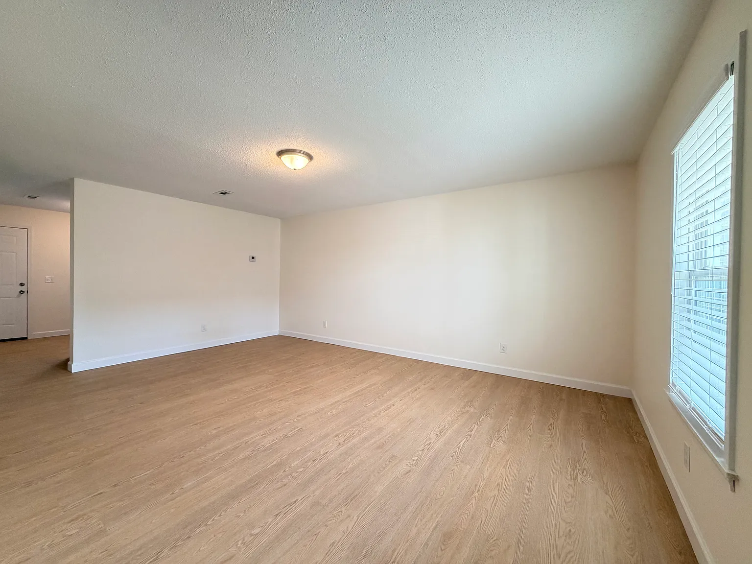 2 bed, 1.5 bath, $1,325 — Photo 1