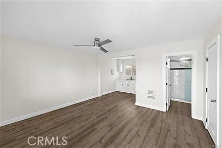 Studio, 350 sqft, $2,600 — Photo 4