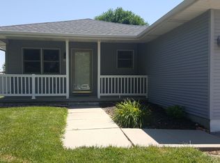 2010 Star St, Seward, NE 68434