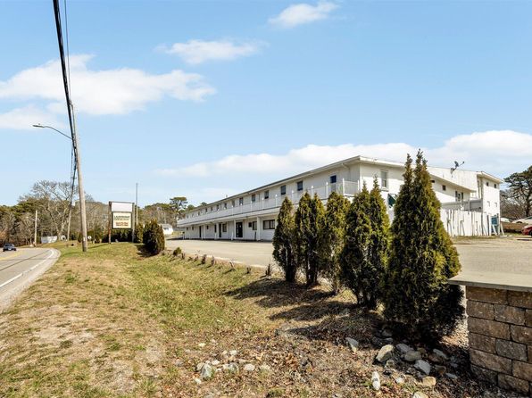 (undisclosed Address), Mashpee, MA 02649
