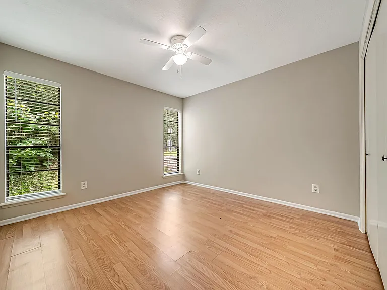 12038 Texas National Blvd — Photo 11