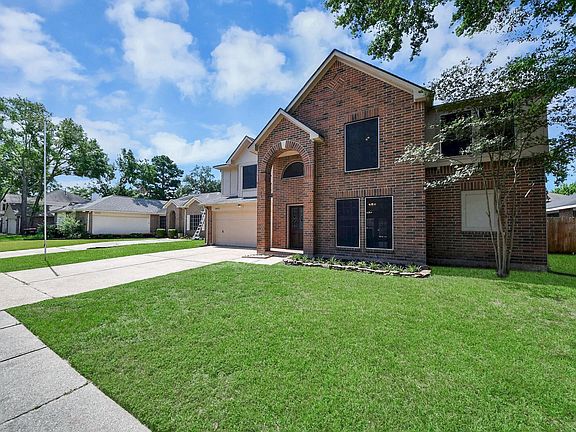 2nd image of 14622 Golden Cypress Ln