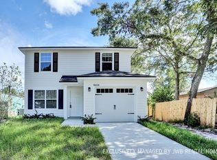 8424 Vining St, Jacksonville, FL 32210