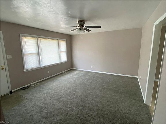3rd image of 700 Garfield St