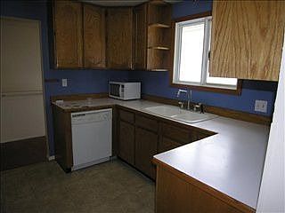 4th image of 2312 W Summit Dr