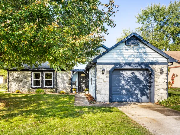 8416 Banyan Ln, Indianapolis, IN 46237