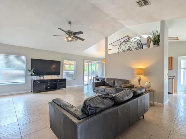 608 S San Marcos Ct, Gilbert, AZ 85296
