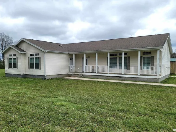 4911 E Chana Rd, Walnut Hill, IL 62893
