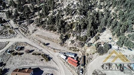 2nd image of 718 Woods Dr