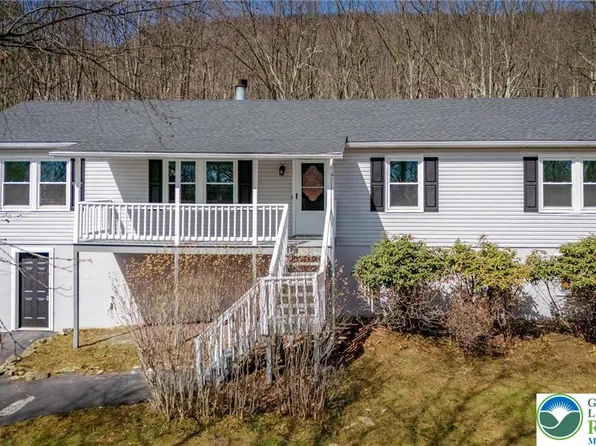 107 Mount Ranier Rd, Effort, PA 18330