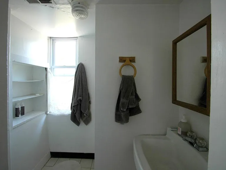69 Pearl St #3 — Photo 11