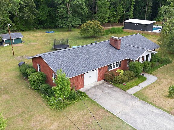 2nd image of 6427 Johnson Pond Rd