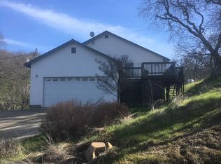 2955 Hoffman Dr, Valley Springs, CA 95252