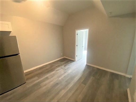 2nd image of 213 N Chicago St #A