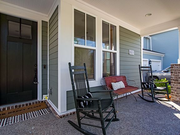 3rd image of 2042 McAvoy Dr