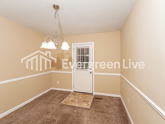 4th image of 1319 Creekwood Ln