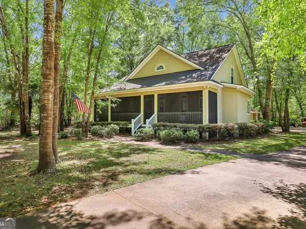 224 Crosswinds Dr, Richmond Hill, GA 31324