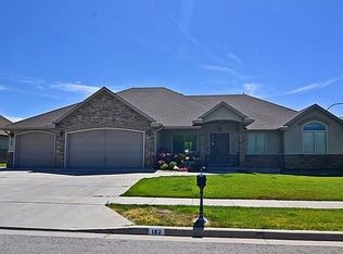 182 E Lewis Park Dr, Bountiful, UT 84010