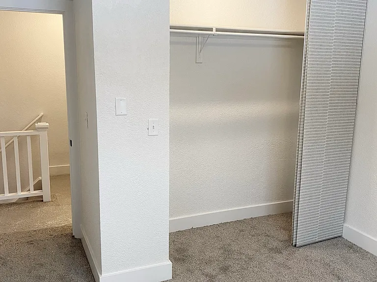 5062 Amy Dr #8 — Photo 9