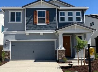 8833 J Sheehan St, Elk Grove, CA 95624