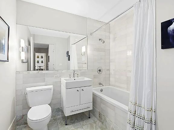 5th image of 635 W 42nd St APT 7E