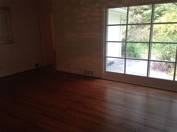 3rd image of 676 Dixon Dr #0