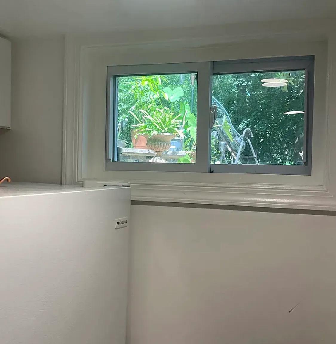 2 bed, 933 sqft, $1,200 — Photo 1
