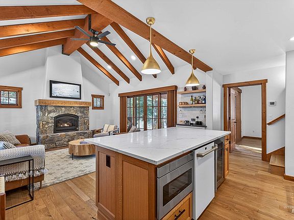 5th image of 21 Rock Creek Ct