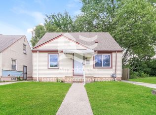 8486 Heyden St, Detroit, MI 48228