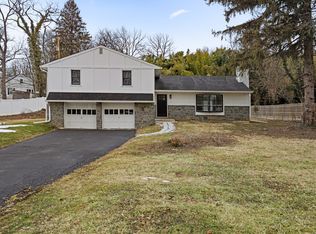 383 Upper Gulph Rd, Strafford, PA 19087