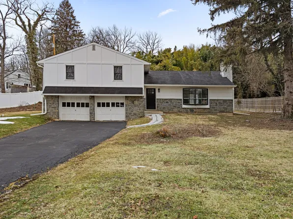 383 Upper Gulph Rd, Strafford, PA 19087