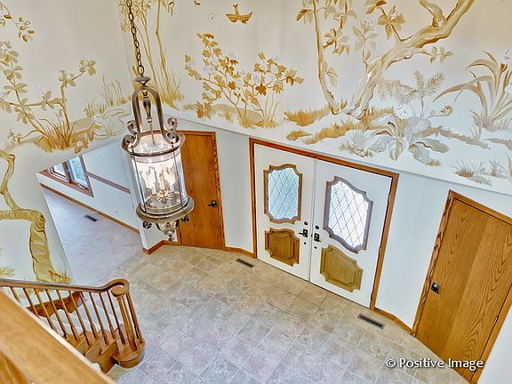 3rd image of 183 Saddle Brook Dr
