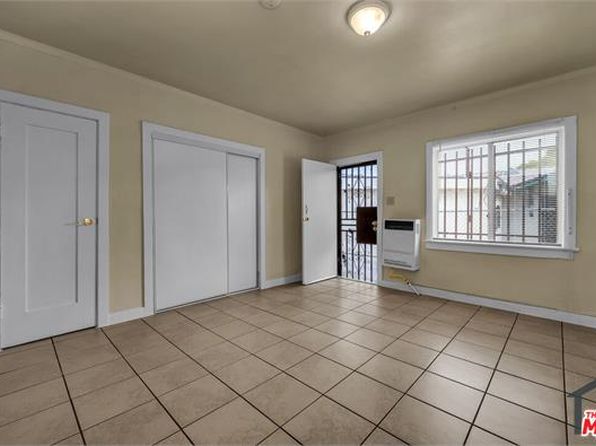 1120 1/2 E 69th St, Los Angeles, CA
