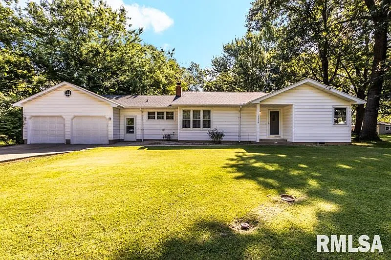 2228 N Lehman Rd photo 1