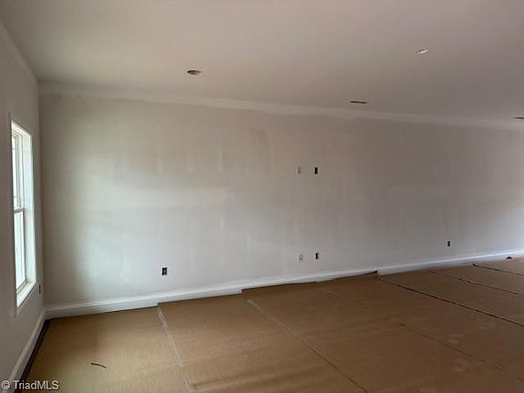 5th image of 1354 Dandridge Dr #338