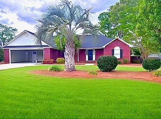 1036 Shortleaf Dr, Manning, SC 29102