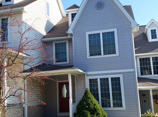 512 Baldwin Ln, Hollidaysburg, PA 16648