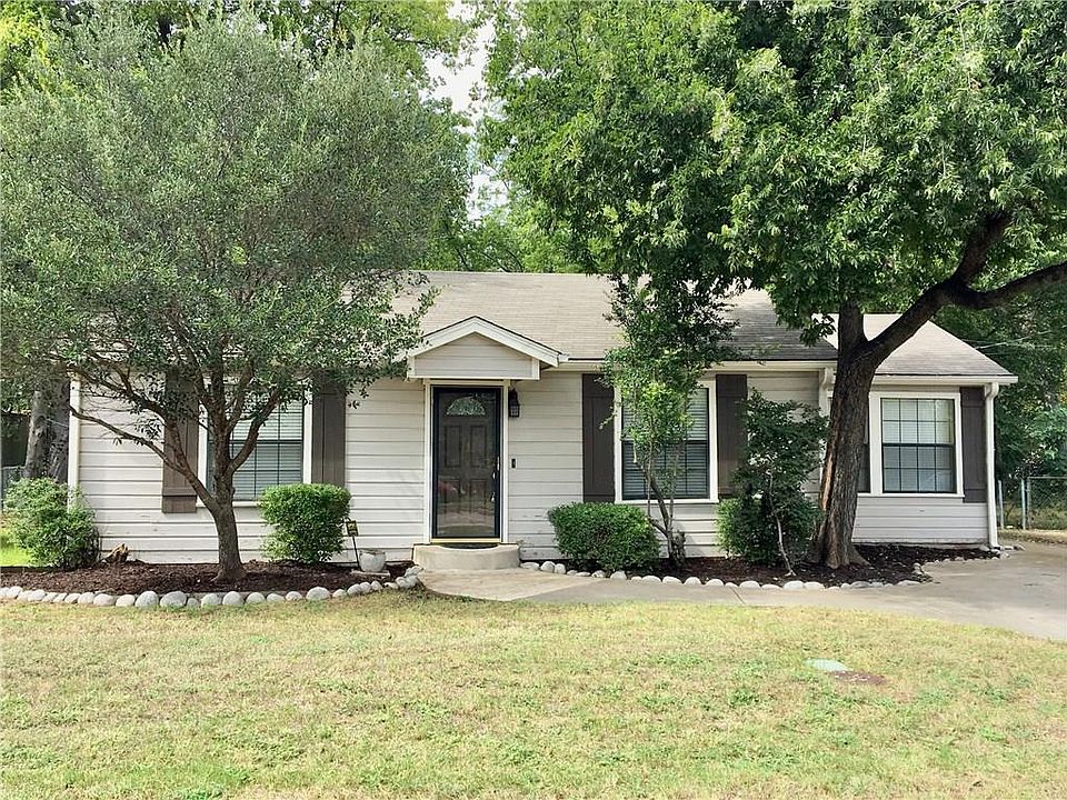1st image of 925 N Carroll Blvd